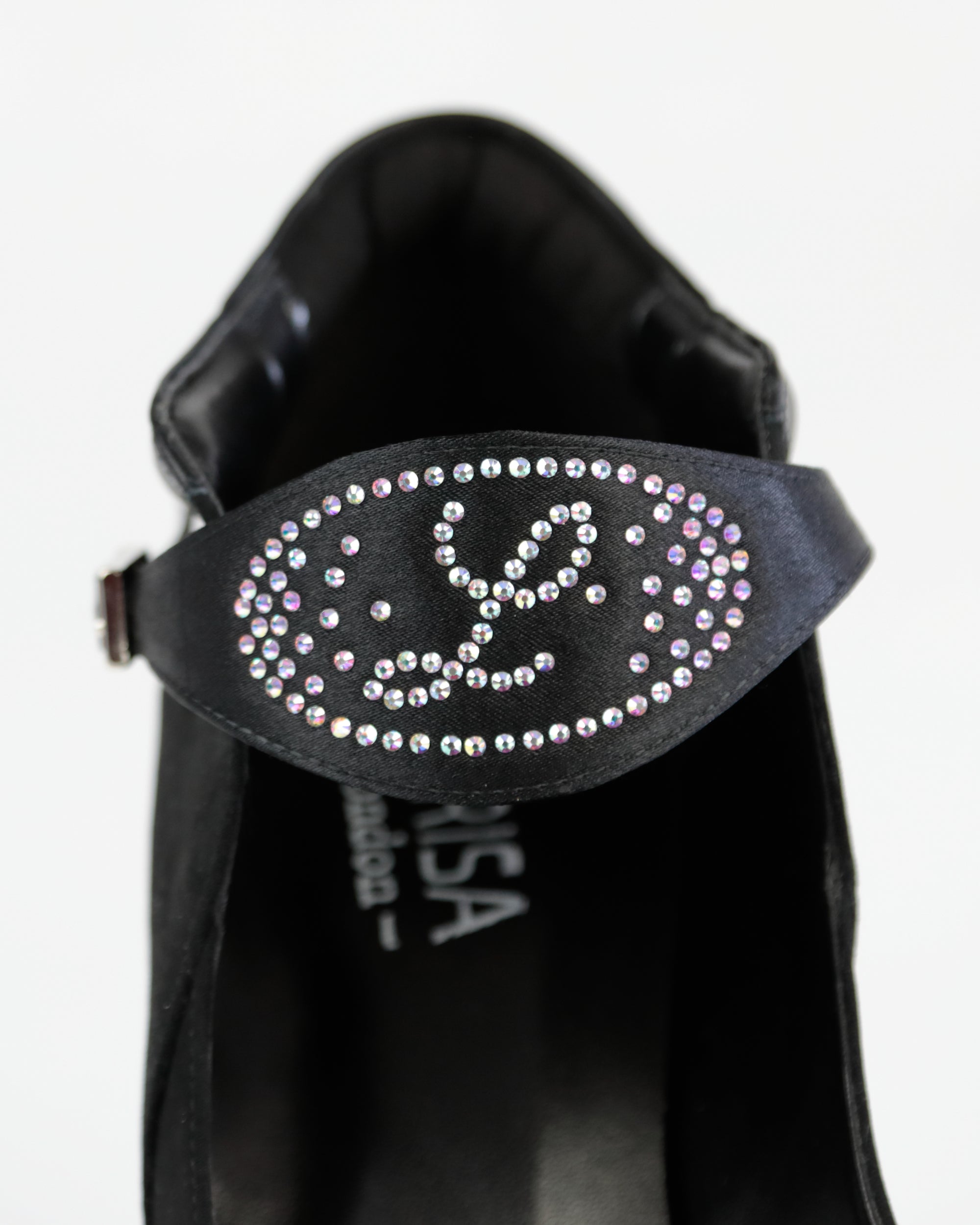 Davina Black 85mm (1720)