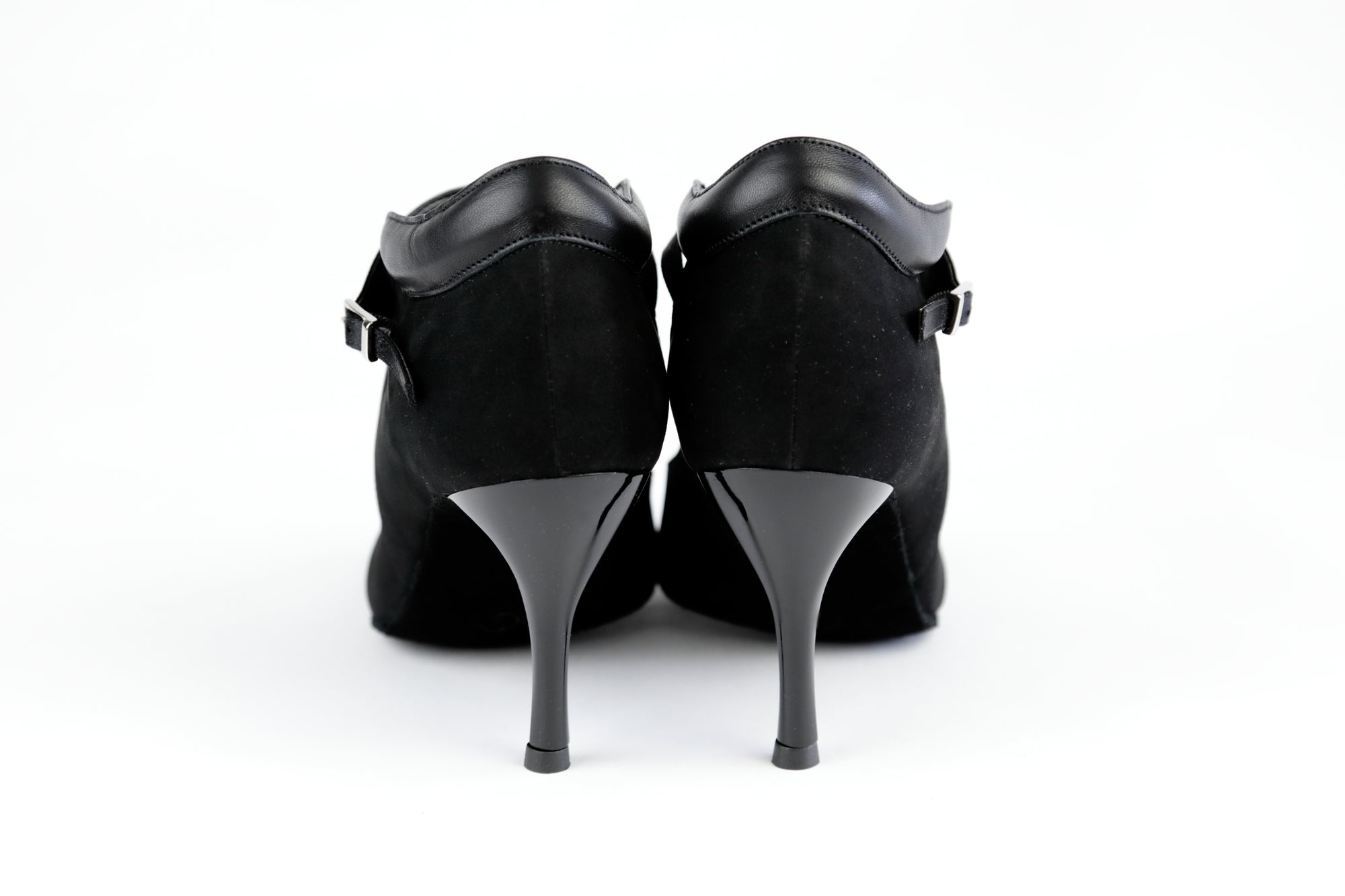 Davina Black 85mm (1720)