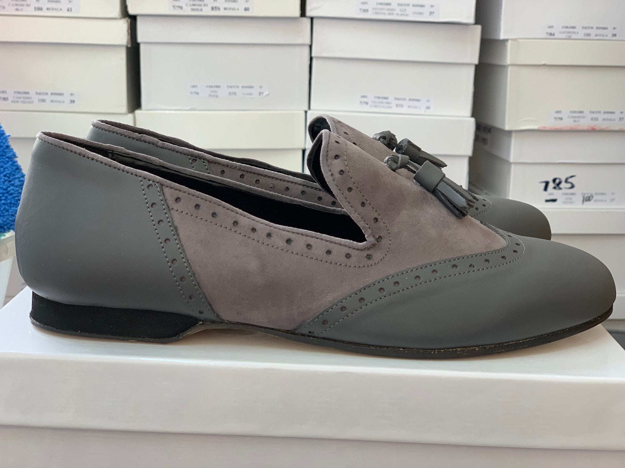 CRUZ Pelle Grigio (800X)